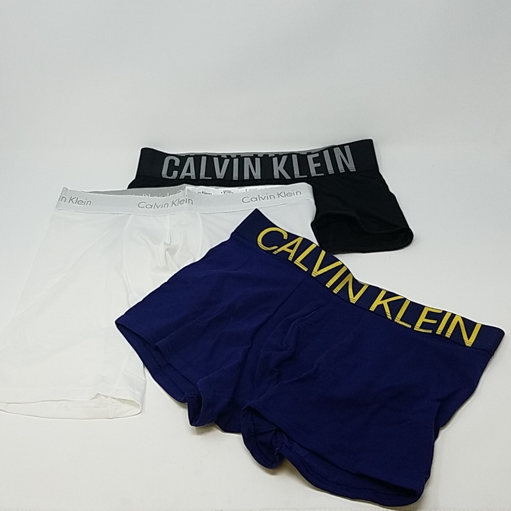 NWOT 3 Pairs Calvin Klein Mens S Underwear C7D
